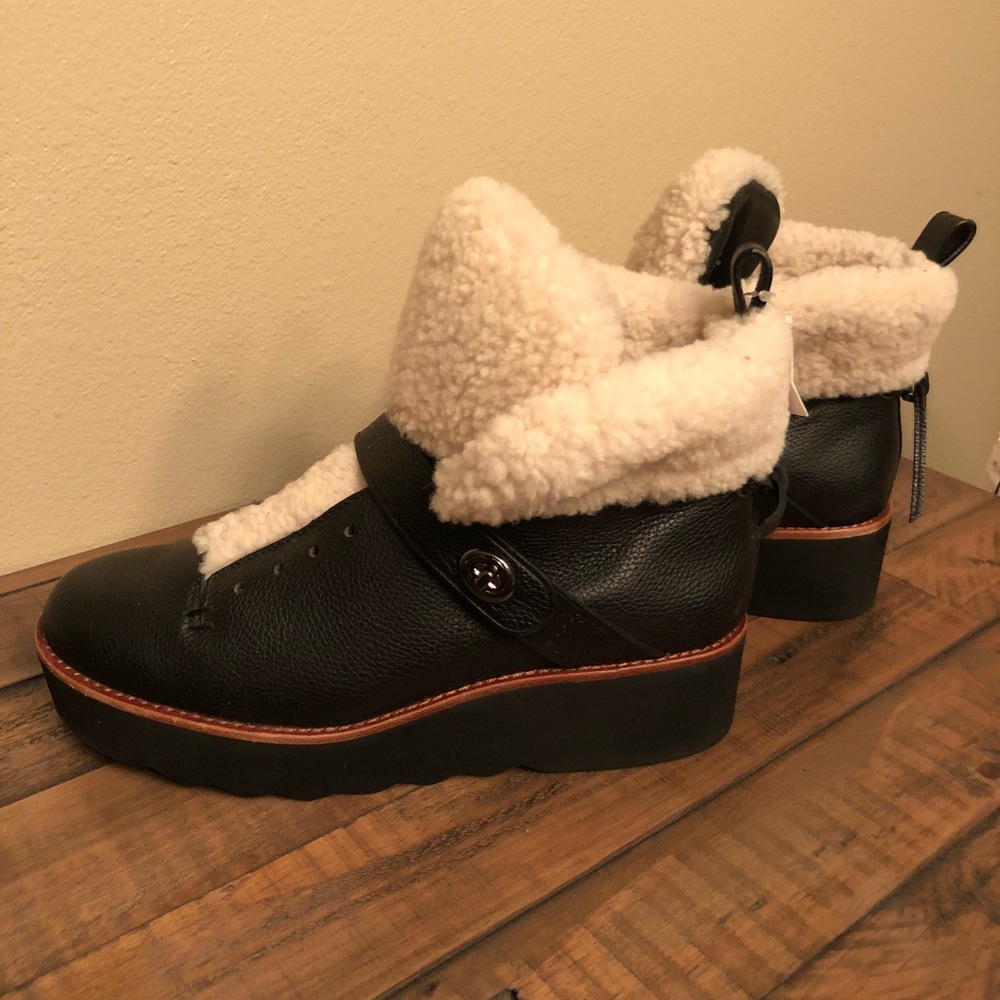 Coach snow boots